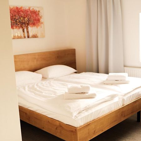 פראג Golden Golem Hotel & Spa מראה חיצוני תמונה