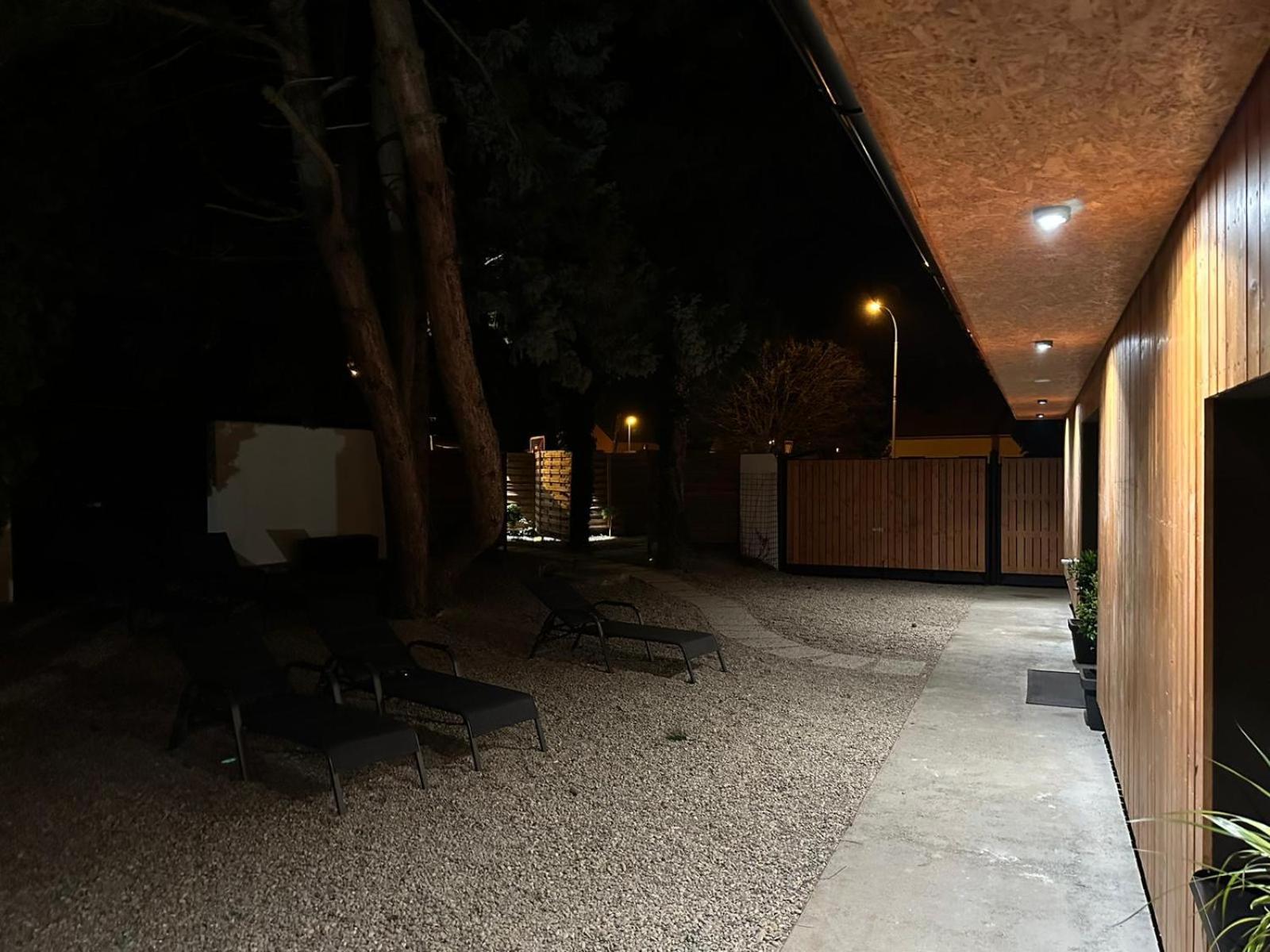 פראג Golden Golem Hotel & Spa מראה חיצוני תמונה